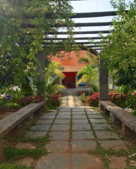 yoga-hall-entrance
